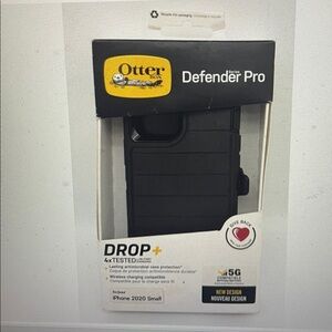 OTTERBOX DEFENDER SERIES FOR IPHONE 2020 SMALL, BLACK
